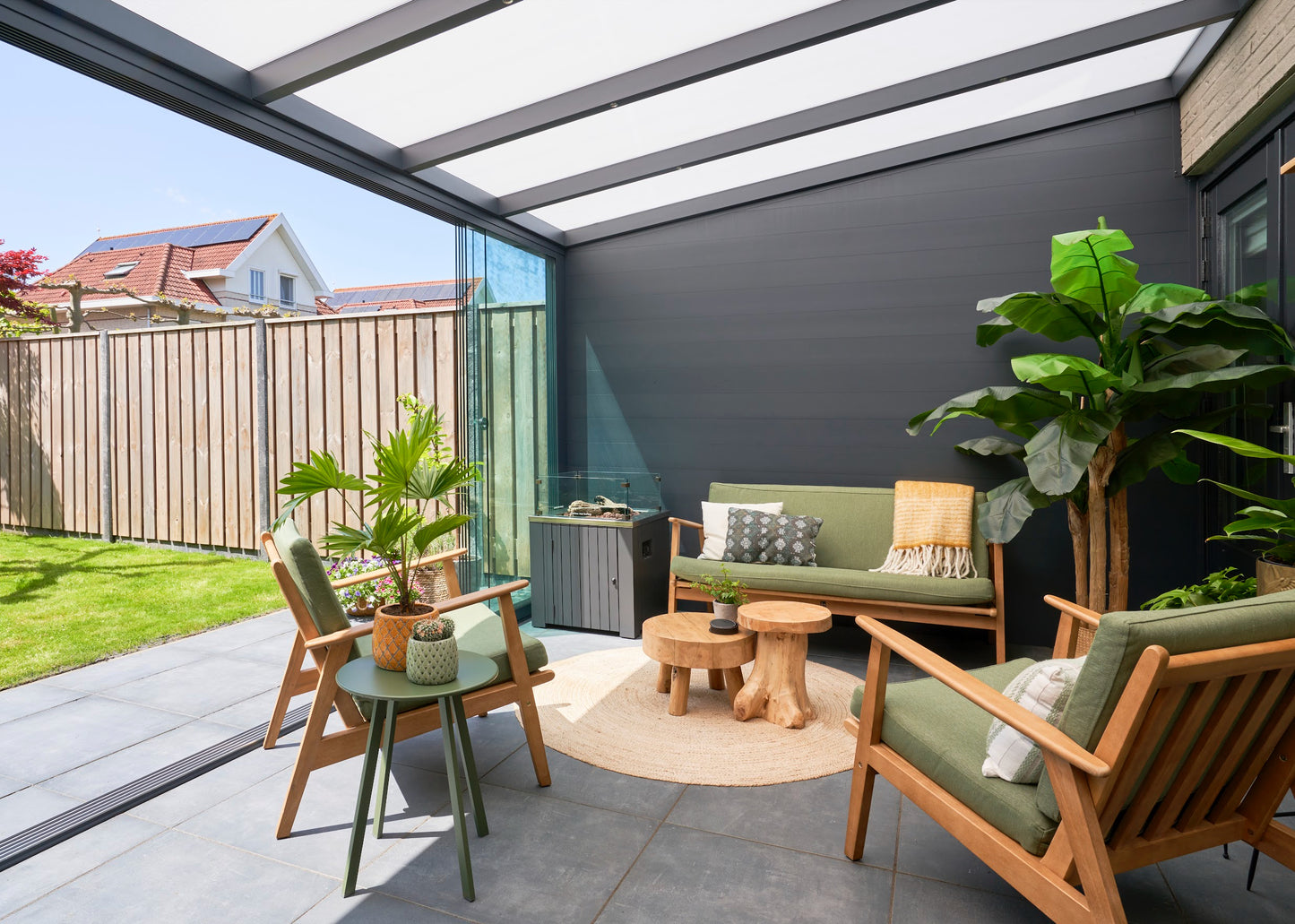 Deponti Pigato 4m wide polycarbonate roof veranda.