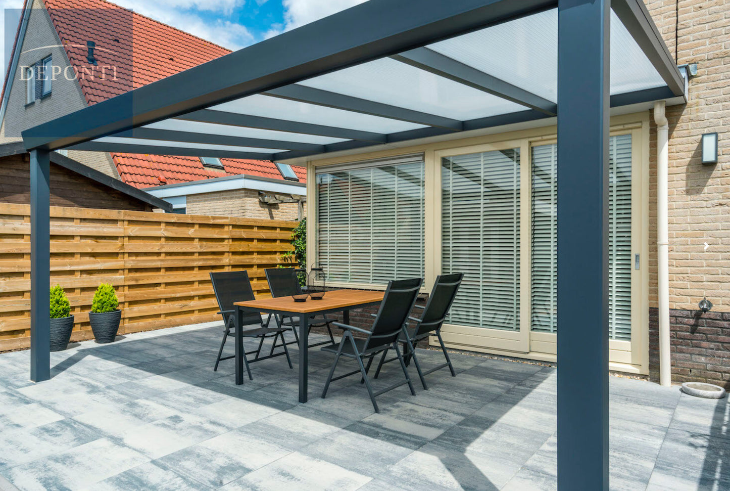 Deponti Pigato 4m wide polycarbonate roof veranda.