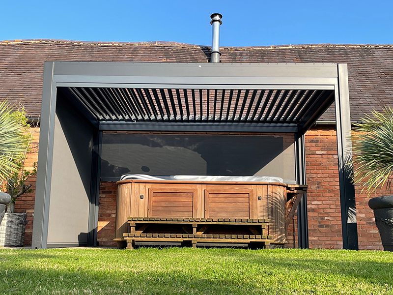 Eclipse 3 x 3 m LED motorised Bioclimatic pergola.