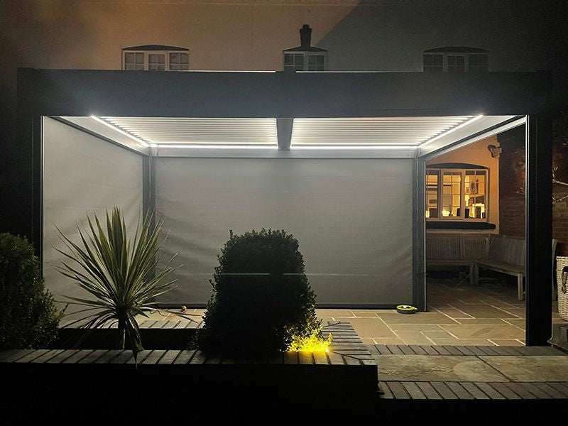 Eclipse 3 x 4 m LED motorised Bioclimatic pergola.