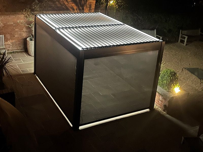 Eclipse 3 x 4 m LED motorised Bioclimatic pergola.