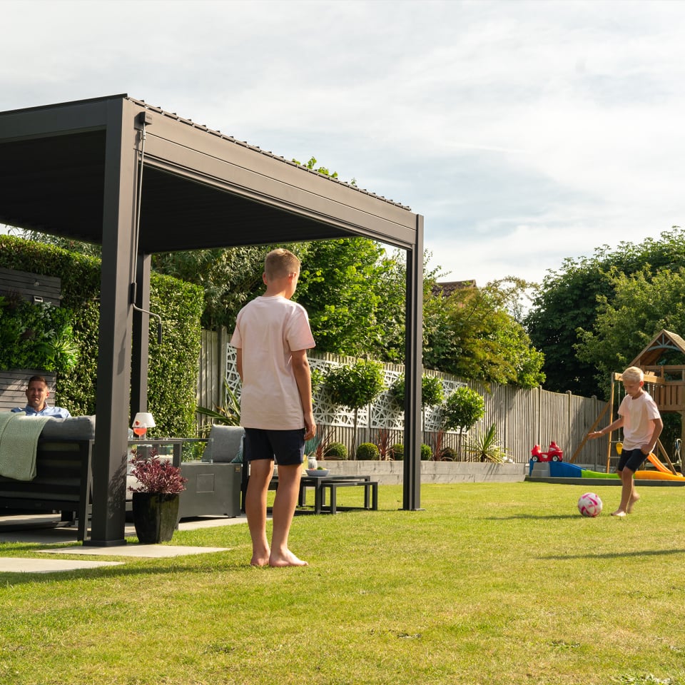 Nova Titan 3 x 3m manual opening pergola - grey
